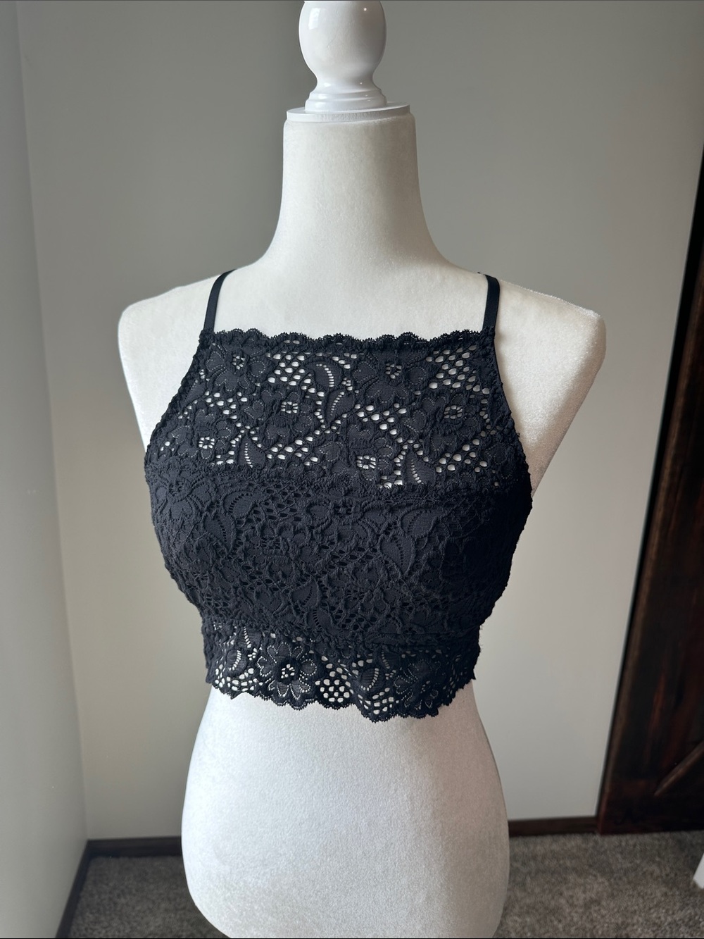 aerie Black Lace Bralette with Scalloped Trim Medium